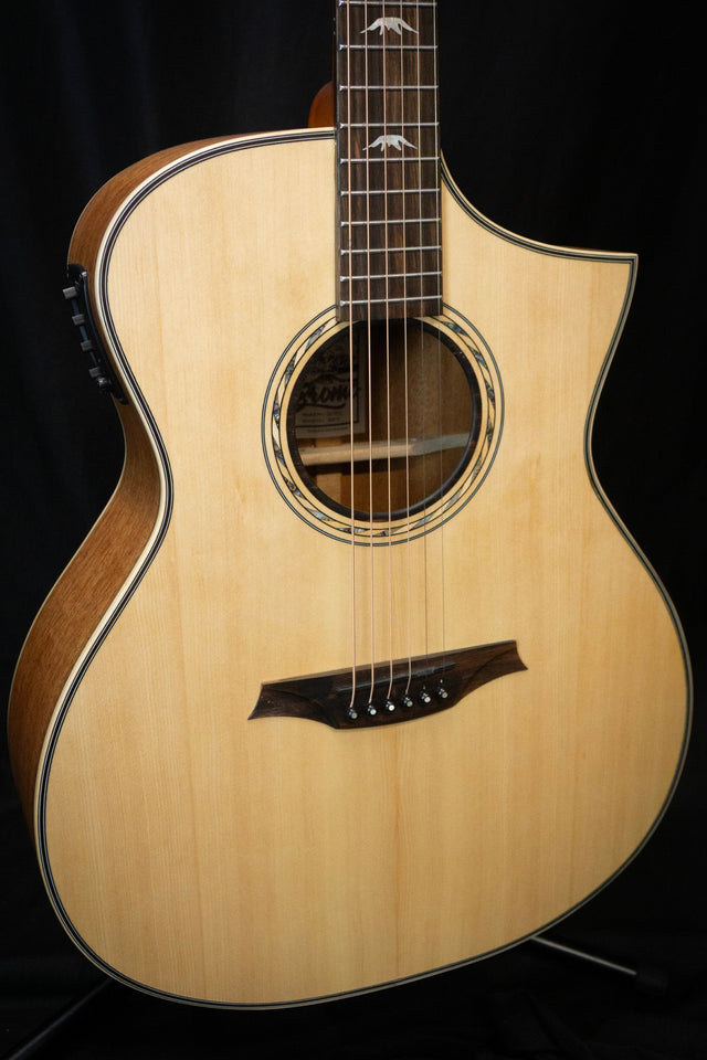 Bromo BAT4 SCE Electro Acoustic Guitar - Acoustic Guitars - Bromo