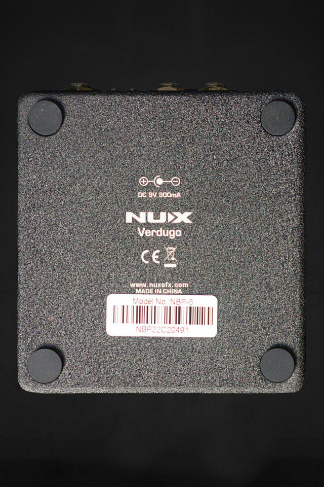 NU-X Melvin Lee Davis Bass Preamp Pedal