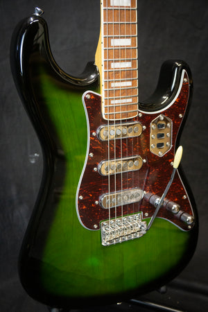 Vintage REVO Series 'Deluxe' Guitar Greenburst
