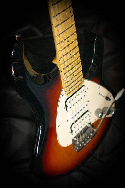 Music Man Silhouette HSH Piezo 2010 (Pre-owned)