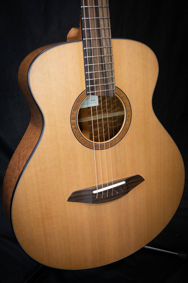 JKM Empire 485 Masterbuilt Acoustic Guitar (Western Red Cedar & Pomelle Sapele) - Acoustic Guitars - JKM