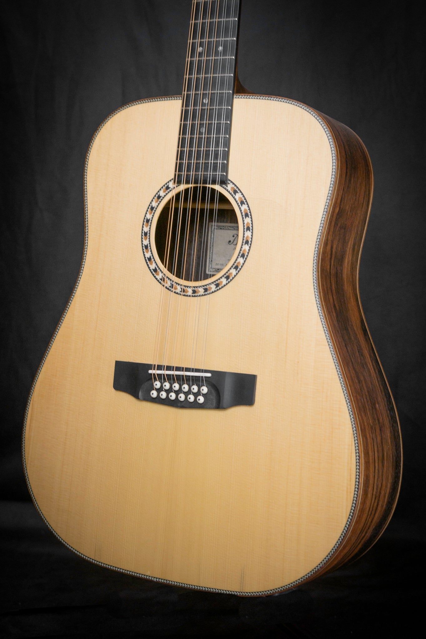 Dowina Scetis DE 12 s Acoustic Guitar Body Angled