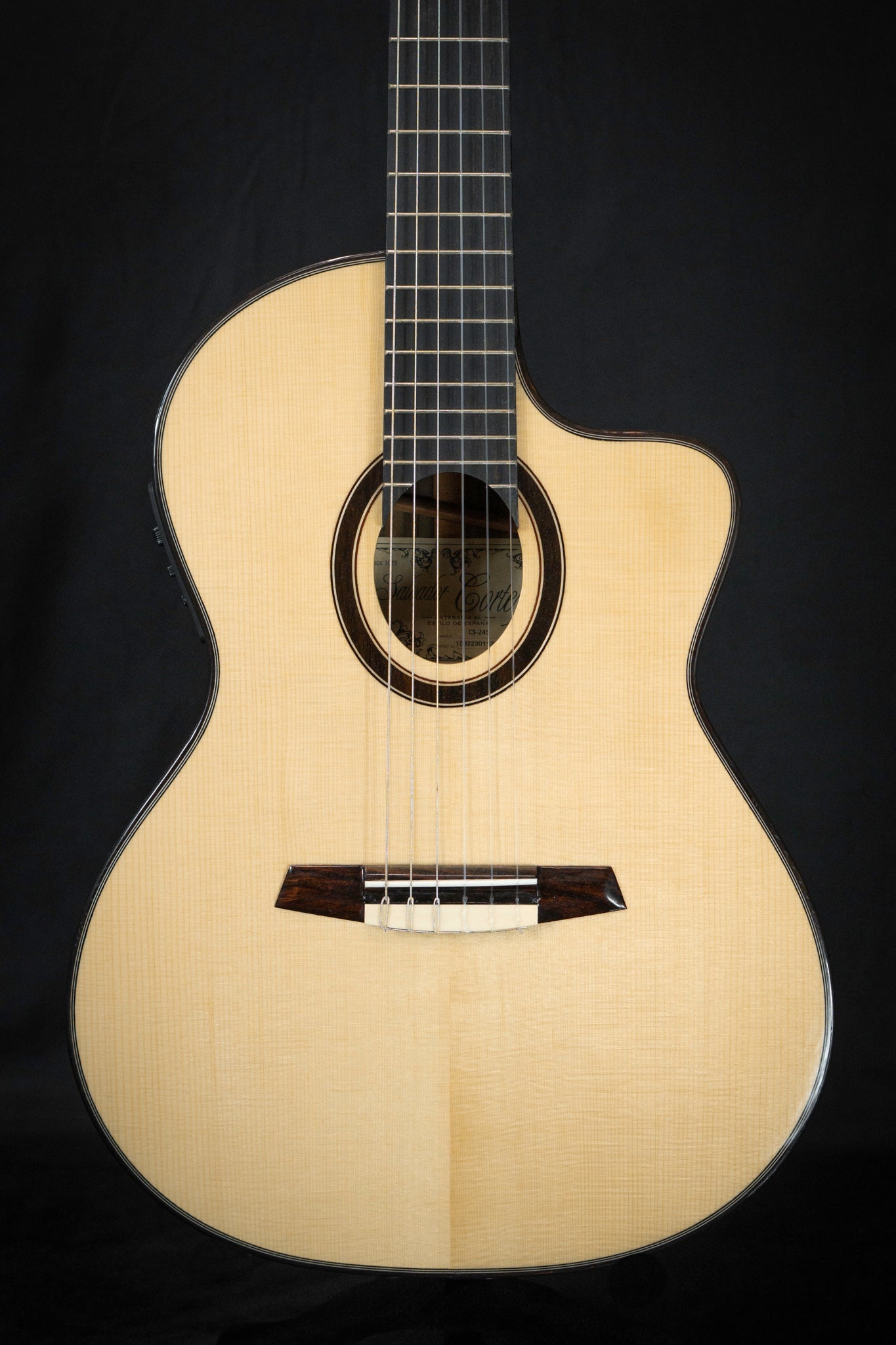 Salvador Cortez CS 245 Classical Guitar Body